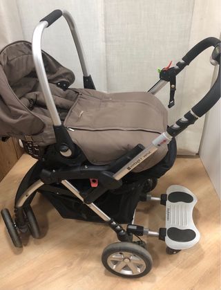 Cochecito con maxicosi y plataforma