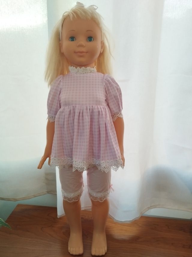 Muñeca antigua Vanessa