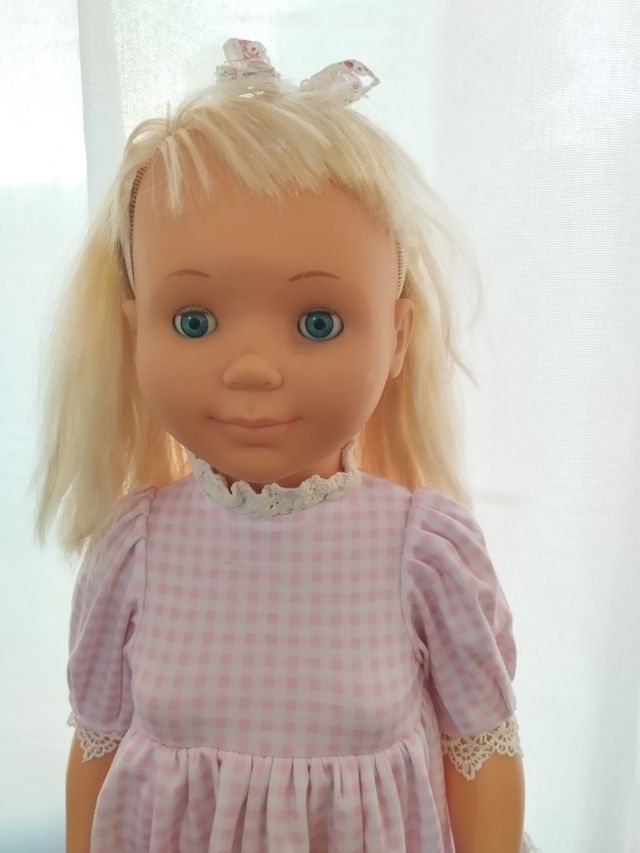 Muñeca antigua Vanessa