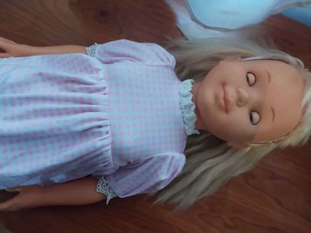 Muñeca antigua Vanessa