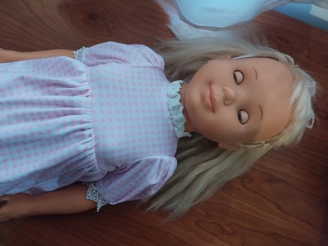 Muñeca antigua Vanessa