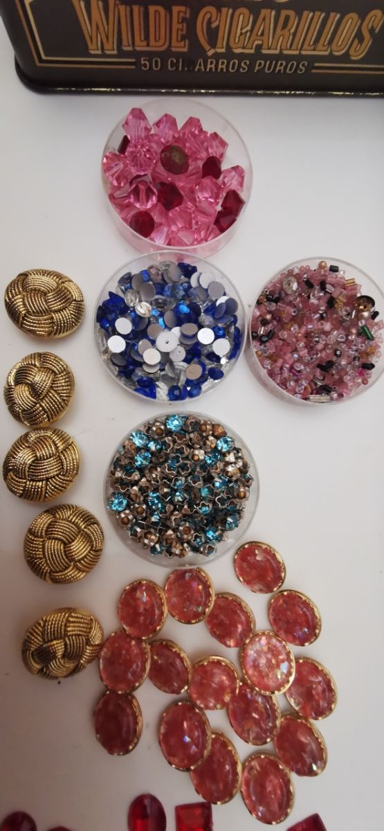 Lote apliques, decoración, costura. Antiguo.