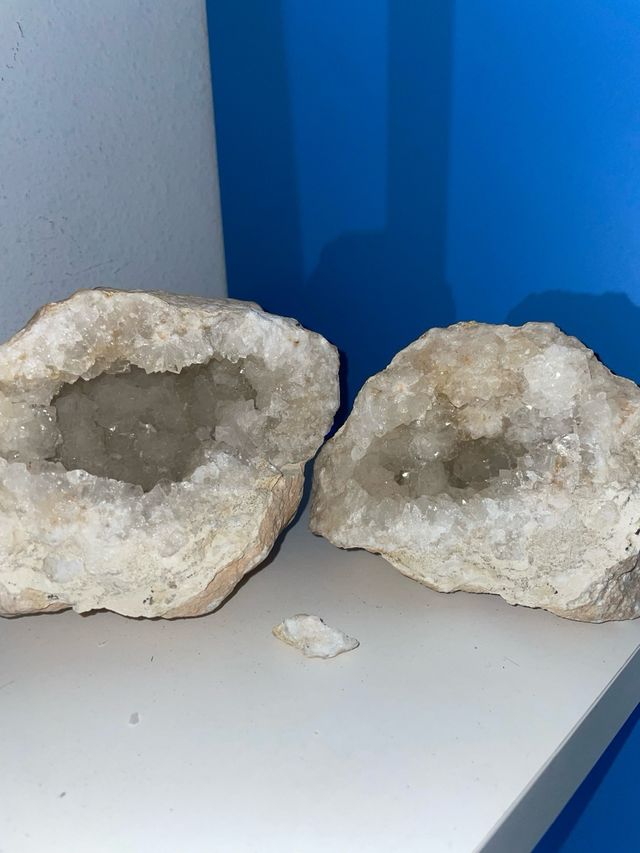 2 rocas de cuarzo blanco