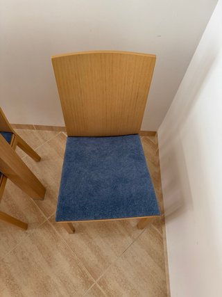 Juego de mesa y sillas de comedor