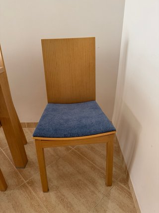 Juego de mesa y sillas de comedor