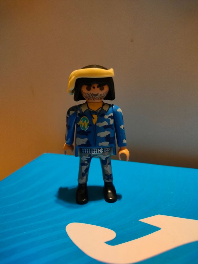 Playmobil con dos caras