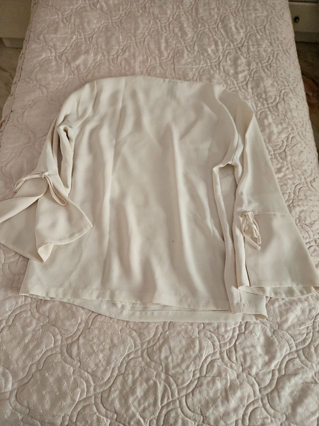 Blusa elegante avorio