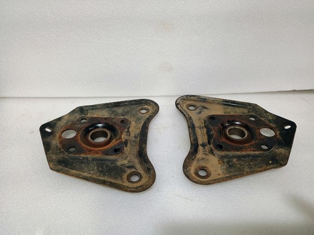 Soporte pinzas freno Renault 25 trasero