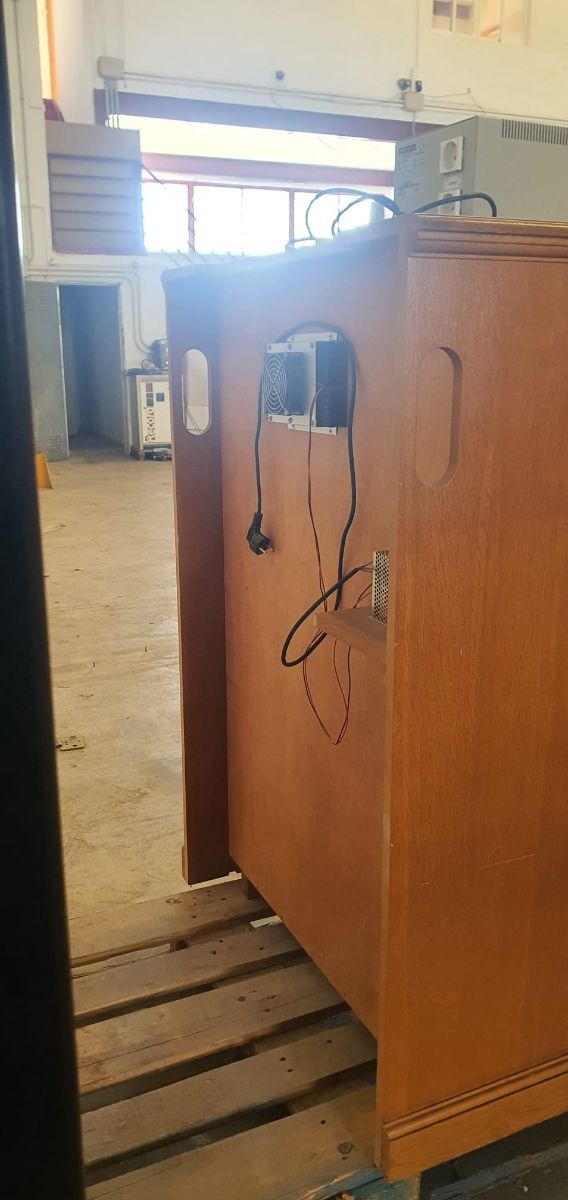 Vinoteca O.A.K. 66 botellas