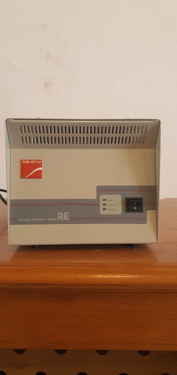 Vinoteca O.A.K. 66 botellas