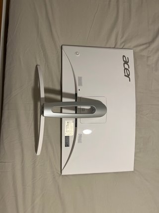 Monitor acer curvo 27”