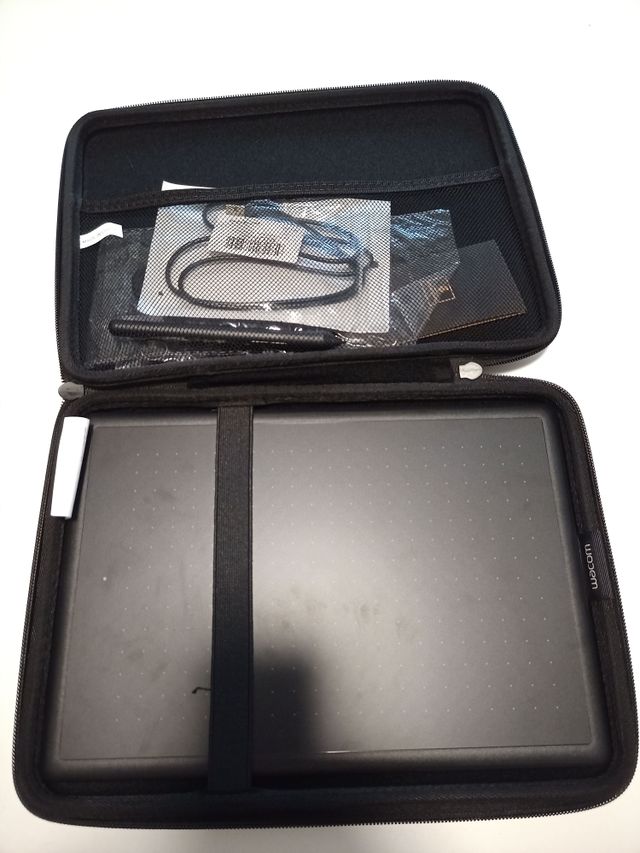 one by wacom ctl-672