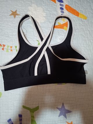 Sujetador deportivo Junior UA 