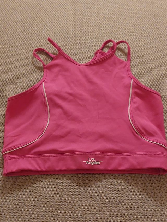 Top deportivo T.11-12 Rosa. ZARA