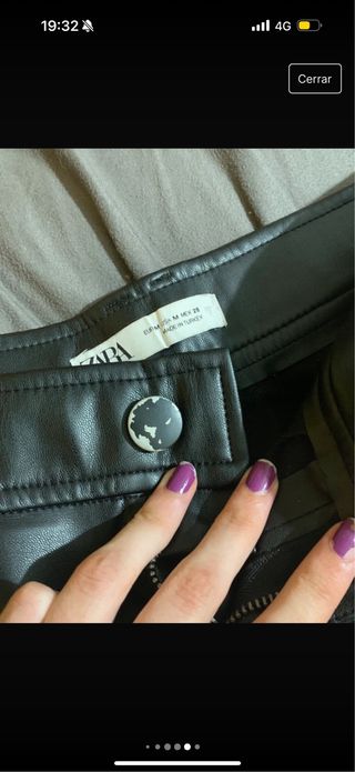 Pantalon recto cuero zara