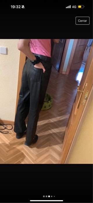 Pantalon recto cuero zara