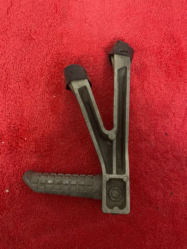 Estribera izq kawasaki zx6r 1998-99