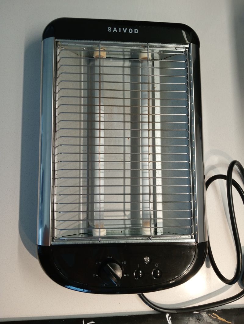Tostador plano Saivod de segunda mano por 18 EUR en Areeta en WALLAPOP