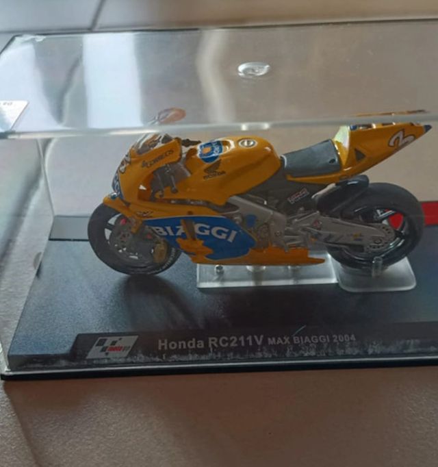 Modellino Honda RC211V