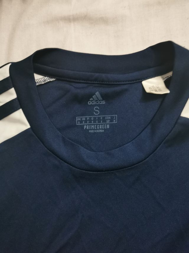 Camiseta adidas. Talla S. Como nueva
