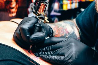 clases de tatuaje para principiantes