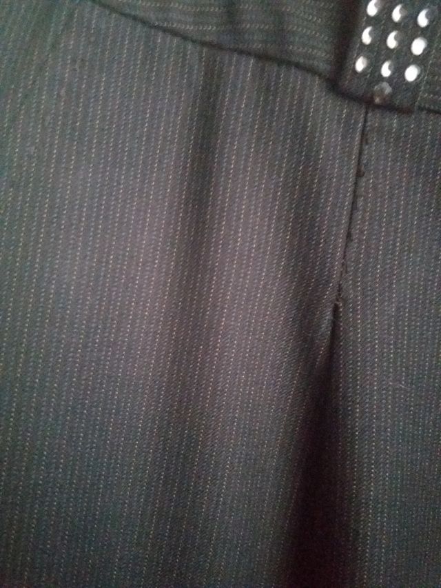 Pantalon marron raya diplomática