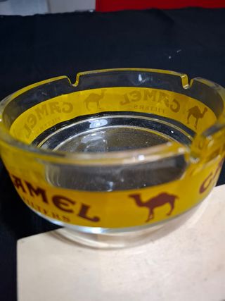 Cenicero vintage Camel filters