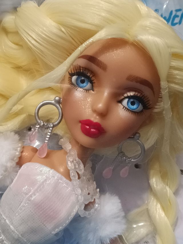 Muñeca sirena Gwen - Mermaze Mermaidz