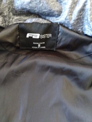 Cazadora acolchada gris - Talla S