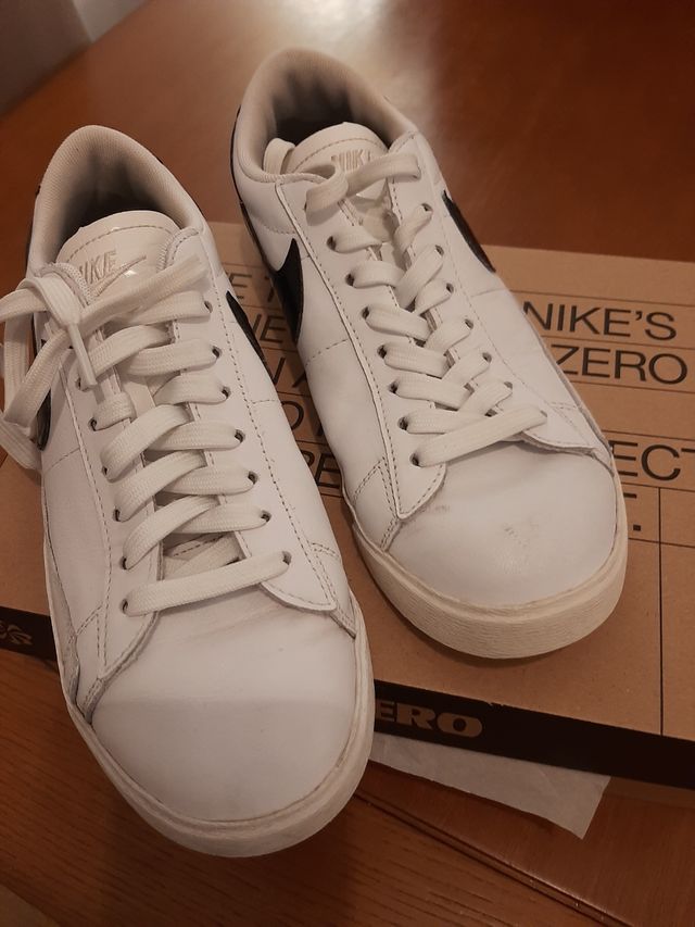 Zapatillas Nike de piel de mujer