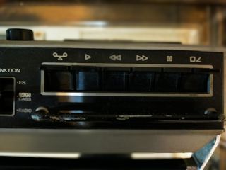 Universum Radio TV Cassette años 80