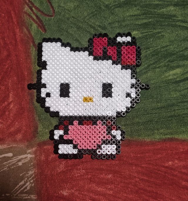 Hama Bets. Emoji. hello kitty