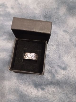Anillo de plata