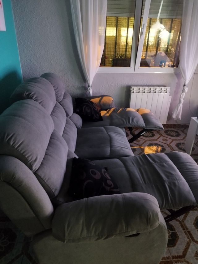 Sofá reclinable