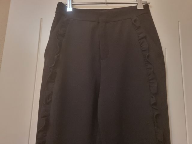 Pantalón negro - Zara