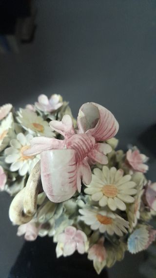 Cestino di fiori in ceramica di Capodimo