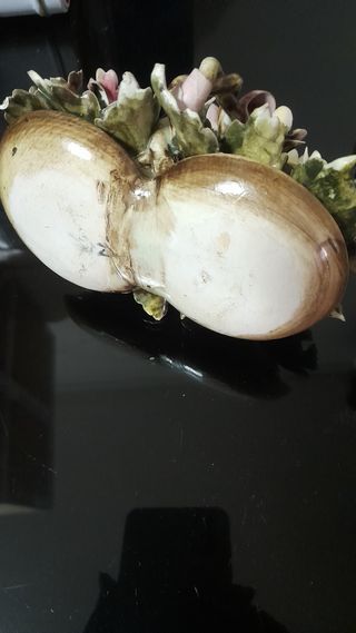Cestino di fiori in ceramica di Capodimo