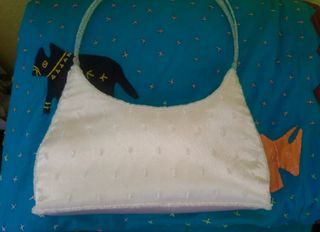 Bolso blanco pedrería 