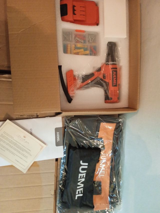 Taladro y atornillador