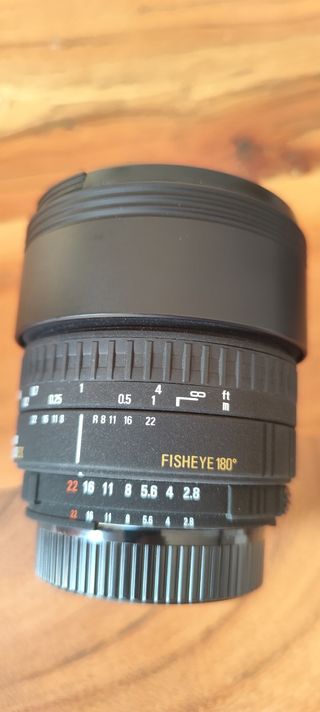 Objetivo Sigma 15mm F2.8 D EX para Nikon