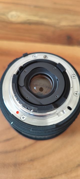 Objetivo Sigma 15mm F2.8 D EX para Nikon