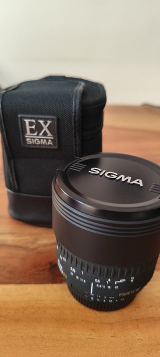 Objetivo Sigma 15mm F2.8 D EX para Nikon