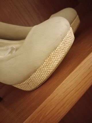 Zapatos Corina beig elegantes tacones