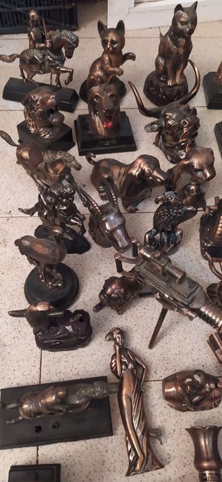 Lote 42 mecheros,figuras grandes,ideal coleccion..