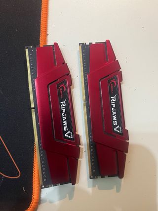 Memoria RAM 2*4GB 2400Mhz