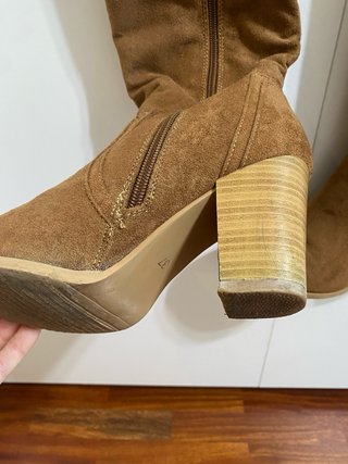 Botas altas con tacón