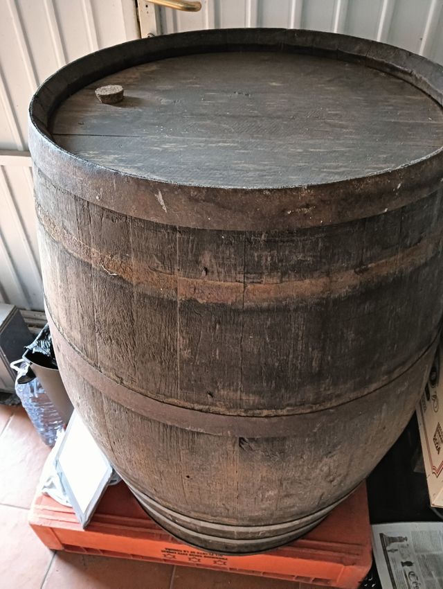Barril d vino.