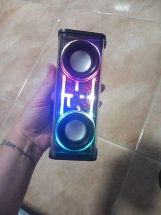 Altavoz Bluetooth portátil v8