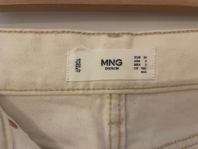 Vaqueros blancos Mango 38