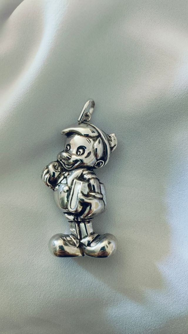 Pinóquio em prata Walt Disney 